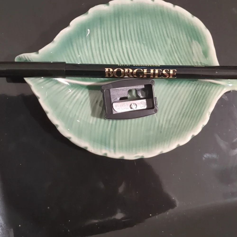 Eye Defining Waterproof Pencil